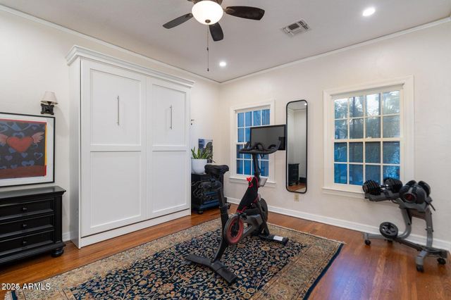 1615 Palmcroft Way SE, Phoenix, AZ 85007