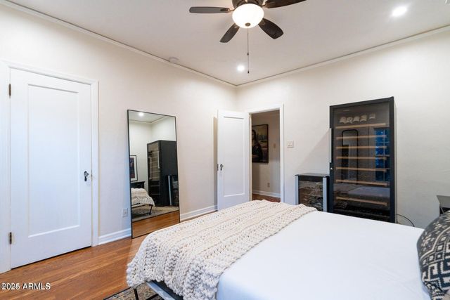 1615 Palmcroft Way SE, Phoenix, AZ 85007