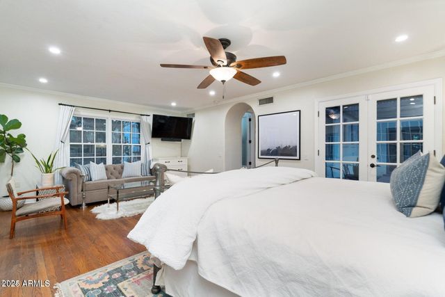 1615 Palmcroft Way SE, Phoenix, AZ 85007