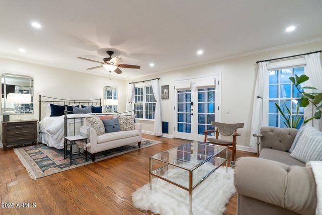 1615 Palmcroft Way SE, Phoenix, AZ 85007