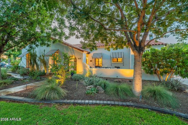 1615 Palmcroft Way SE, Phoenix, AZ 85007