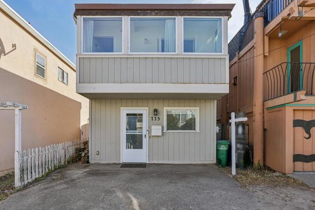 775 Mermaid Avenue, Pacific Grove, CA 93950