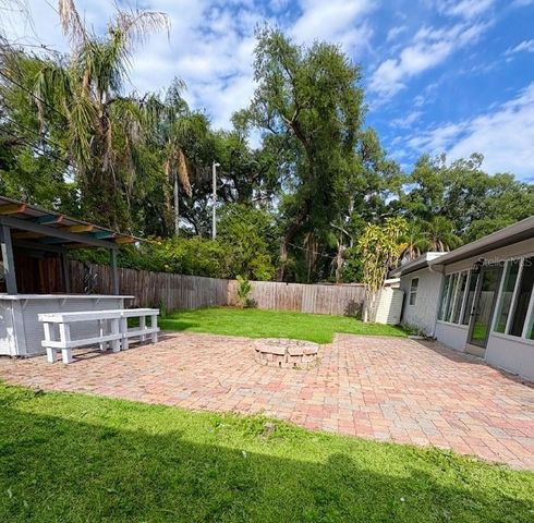 10543 51ST TERRACE N, St Petersburg, FL 33708