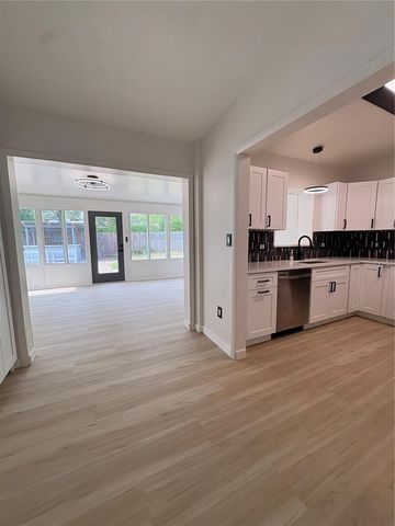 10543 51ST TERRACE N, St Petersburg, FL 33708