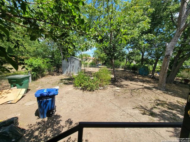 423 Wake Forrest, San Antonio, TX 78228