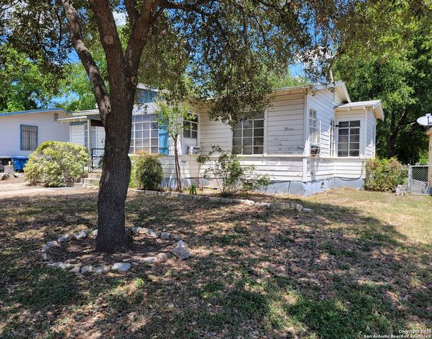 423 Wake Forrest, San Antonio, TX 78228