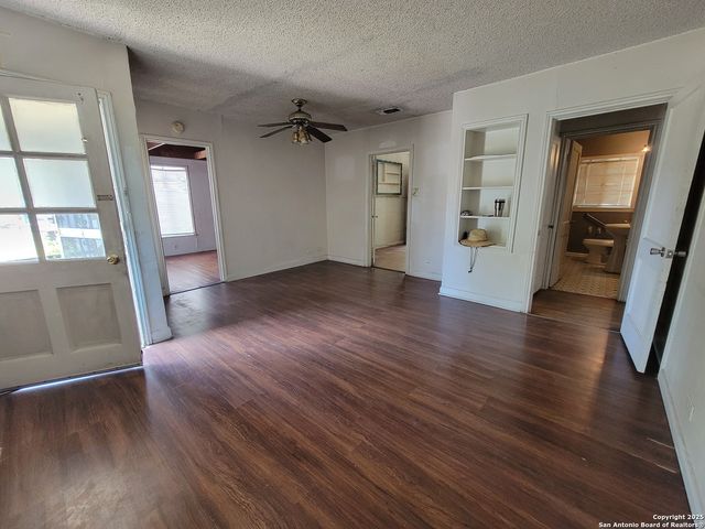 423 Wake Forrest, San Antonio, TX 78228