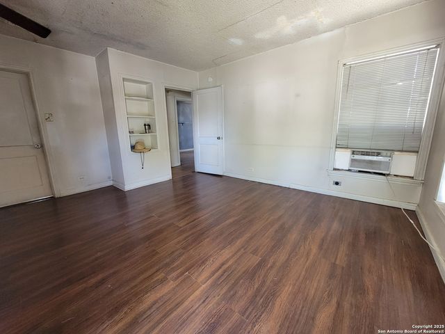 423 Wake Forrest, San Antonio, TX 78228