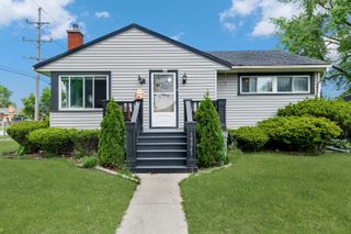 10045 S Kostner Avenue, Oak Lawn, IL 60453