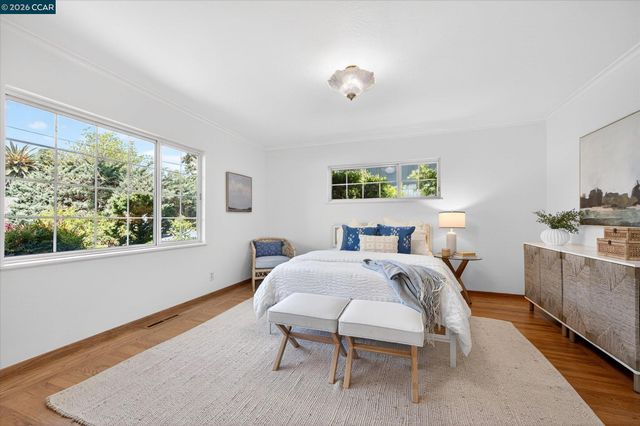 850 Paradise Ct, Lafayette, CA 94549