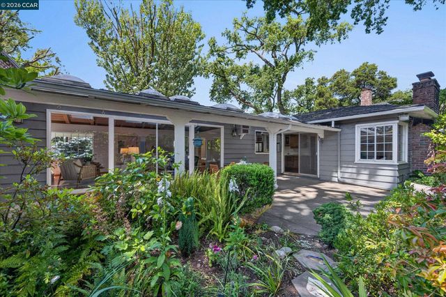 850 Paradise Ct, Lafayette, CA 94549