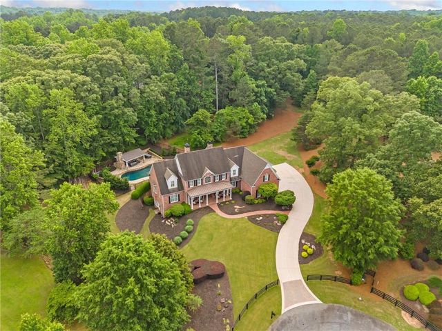 325 Edwards Brook Lane, Canton, GA 30115