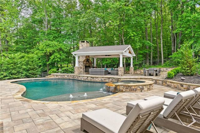 325 Edwards Brook Lane, Canton, GA 30115