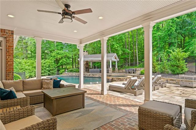 325 Edwards Brook Lane, Canton, GA 30115