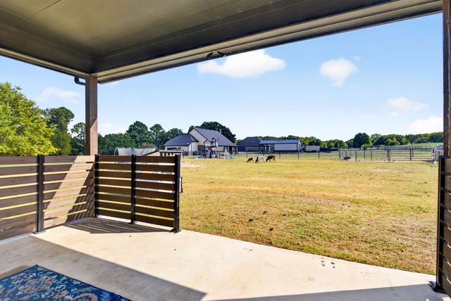 731 County Road 4764, Boyd, TX 76023