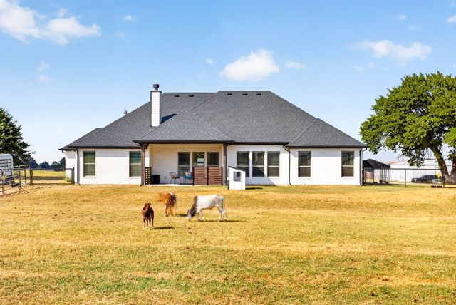 731 County Road 4764, Boyd, TX 76023