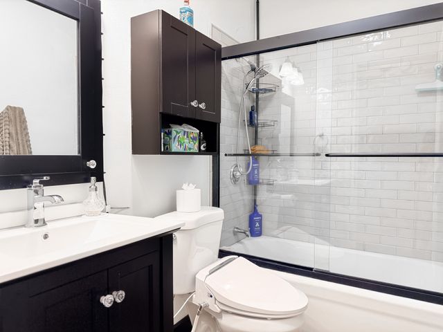 2925 48th Place, Des Moines, IA 50310