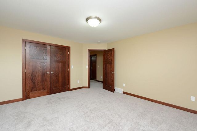 4615 Beach Lane S, Fargo, ND 58104