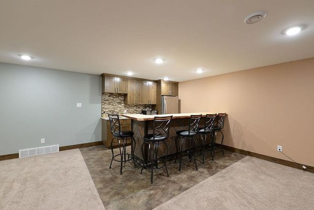 4615 Beach Lane S, Fargo, ND 58104