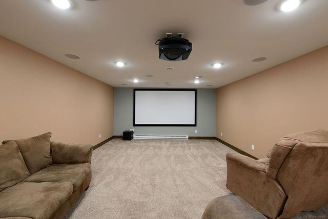 4615 Beach Lane S, Fargo, ND 58104