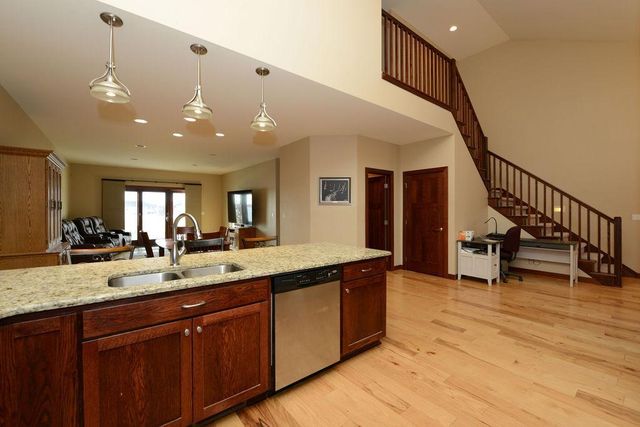 4615 Beach Lane S, Fargo, ND 58104