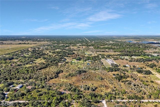 23345 Tinas LN, Fort Myers, FL 33913