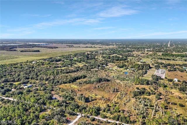 23345 Tinas LN, Fort Myers, FL 33913