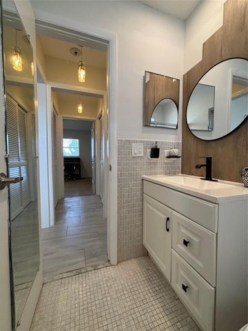 4310 NW 12th Ct 308, Lauderhill, FL 33313