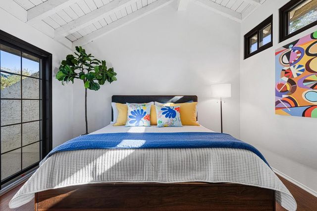 67 Portola Drive, Palm Springs, CA 92264