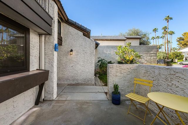 67 Portola Drive, Palm Springs, CA 92264
