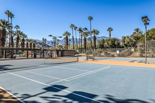 67 Portola Drive, Palm Springs, CA 92264