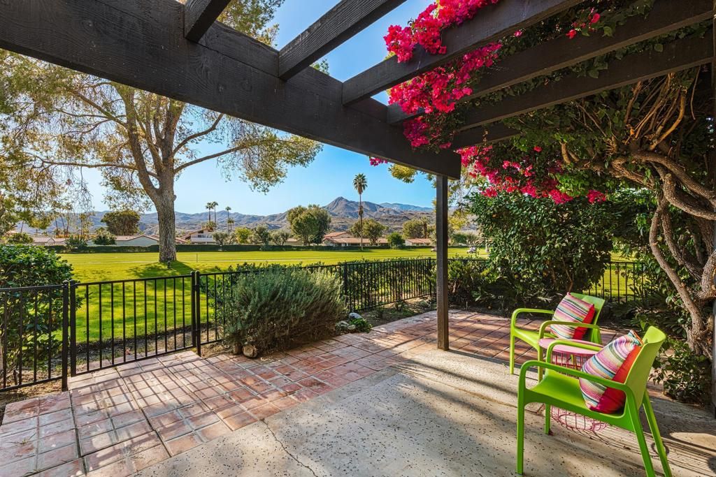 67 Portola Drive, Palm Springs, CA 92264