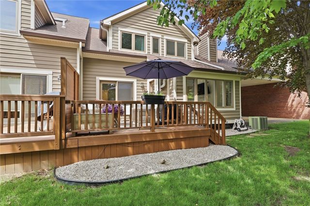 1017 Hillsboro Cove Circle, Webster, NY 14580