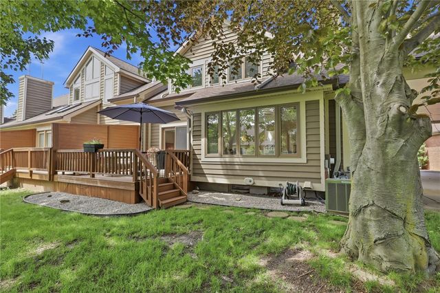 1017 Hillsboro Cove Circle, Webster, NY 14580
