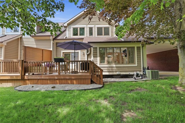 1017 Hillsboro Cove Circle, Webster, NY 14580