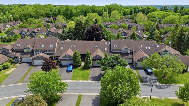 1017 Hillsboro Cove Circle, Webster, NY 14580