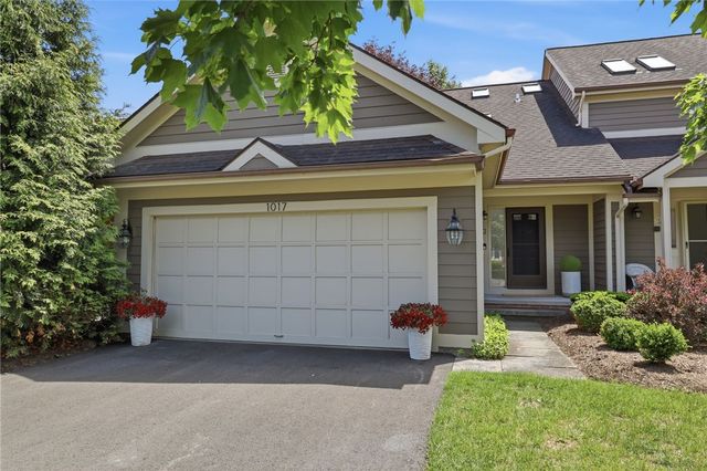 1017 Hillsboro Cove Circle, Webster, NY 14580