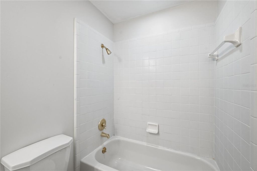 Image 37 of property listing at 2116 PLATINUM DRIVE, Sun City Center, FL 33573