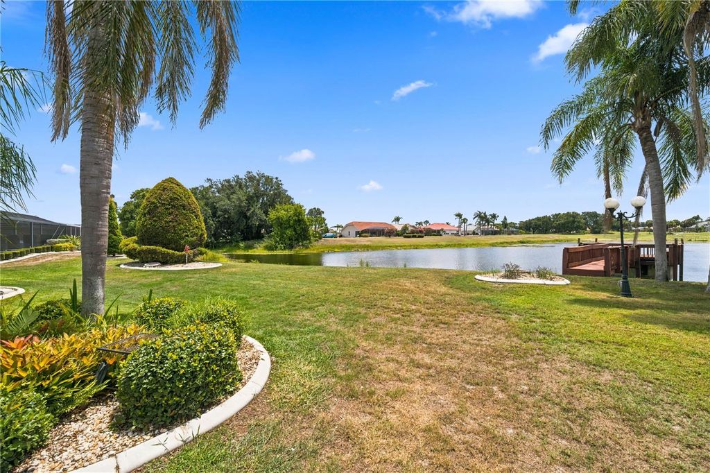 Image 5 of property listing at 2116 PLATINUM DRIVE, Sun City Center, FL 33573