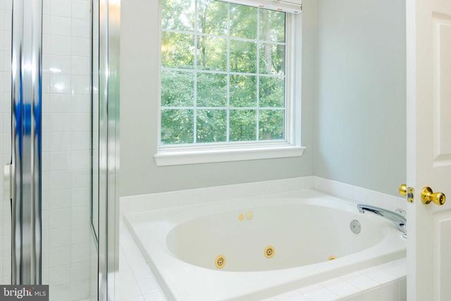 6029 BLUE POINT CT, Clarksville, MD 21029