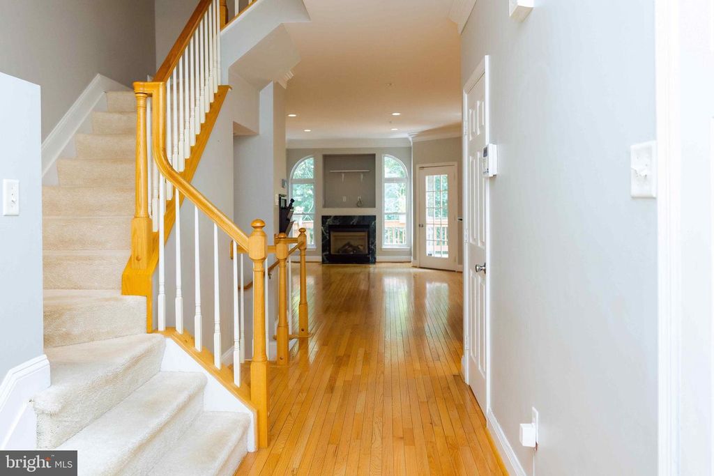 6029 BLUE POINT CT, Clarksville, MD 21029