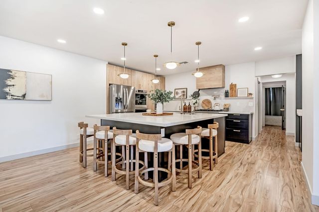 7018 N 13th Street, Phoenix, AZ 85020