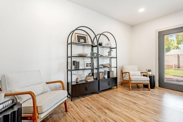 7018 N 13th Street, Phoenix, AZ 85020