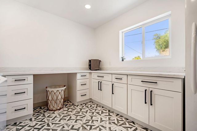 7018 N 13th Street, Phoenix, AZ 85020