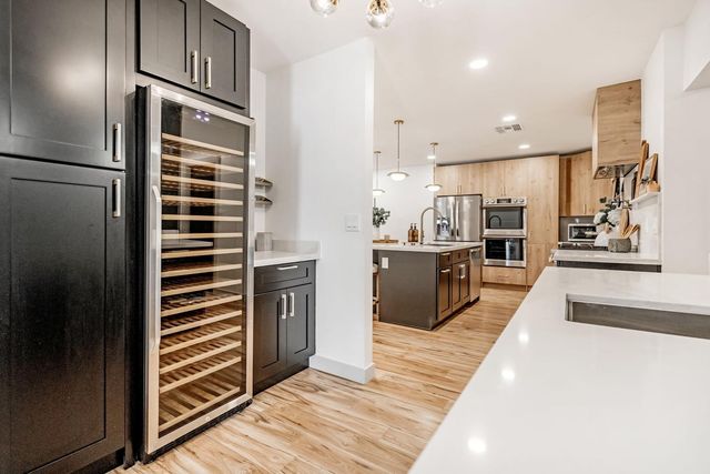 7018 N 13th Street, Phoenix, AZ 85020