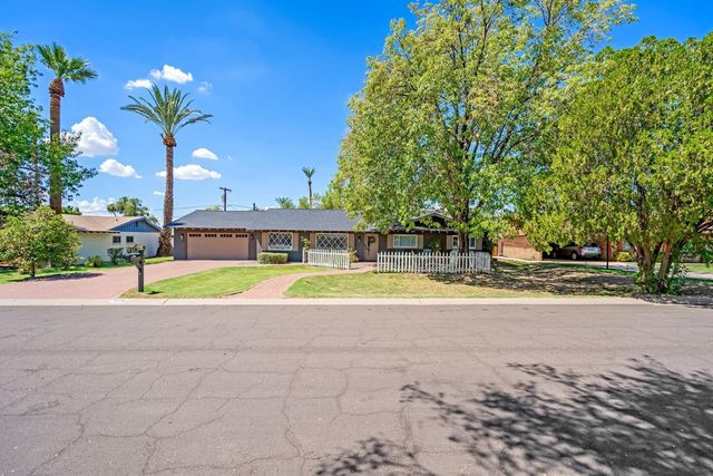 7018 N 13th Street, Phoenix, AZ 85020