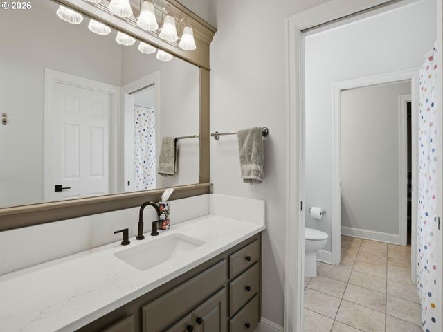 9045 Nw MURDOCK St, Portland, OR 97229