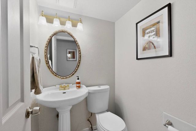 12525 Tomlinson Drive SE, Albuquerque, NM 87123