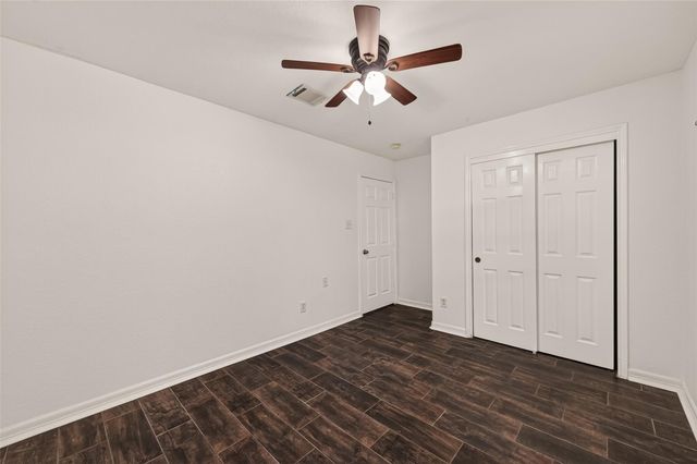 1303 S Teal Estates Circle, Fresno, TX 77545