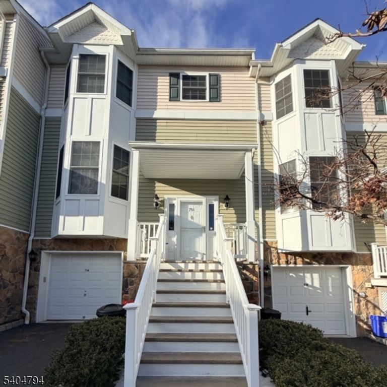 714 William St, Boonton Town, NJ 07005